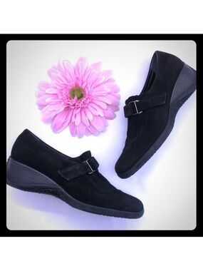 Aquatalia Black Suede Leather Wedge Slip On Loafers